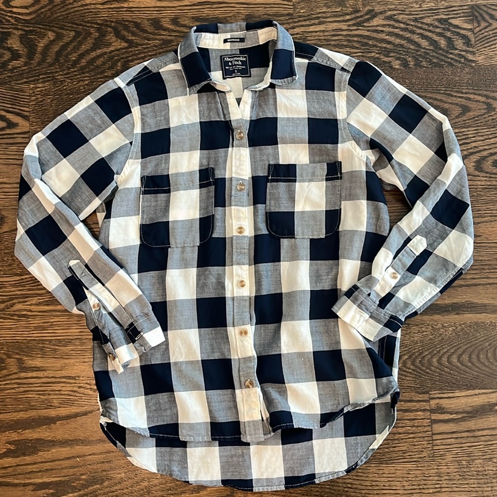 A&F Boyfriend Button Down Top, Size S